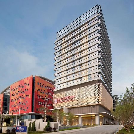 Hilton Garden Inn Zhuhai Hengqin Exterior photo