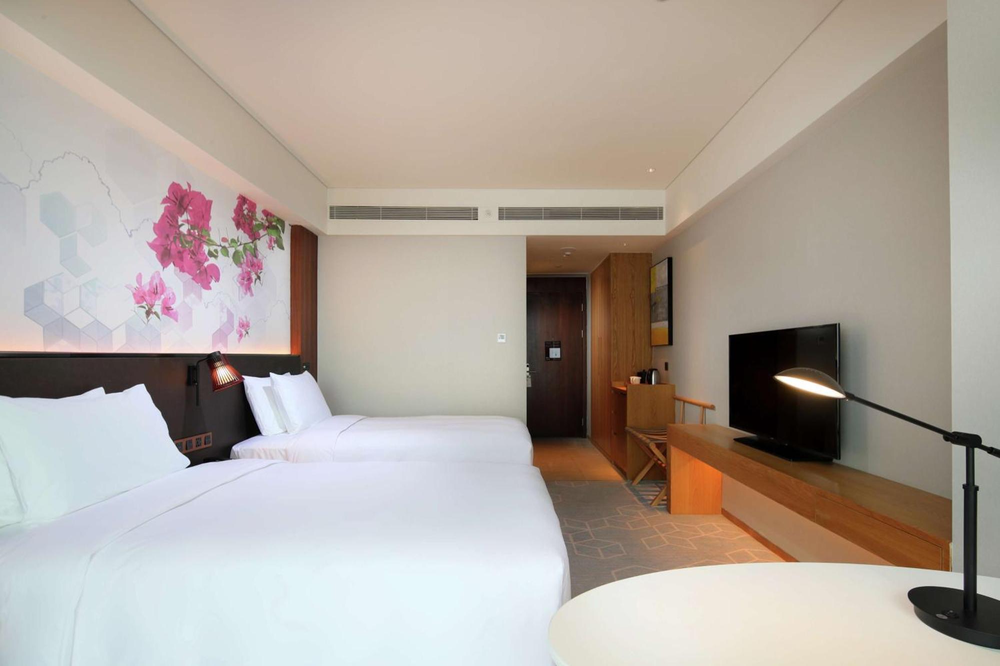 Hilton Garden Inn Zhuhai Hengqin Exterior photo