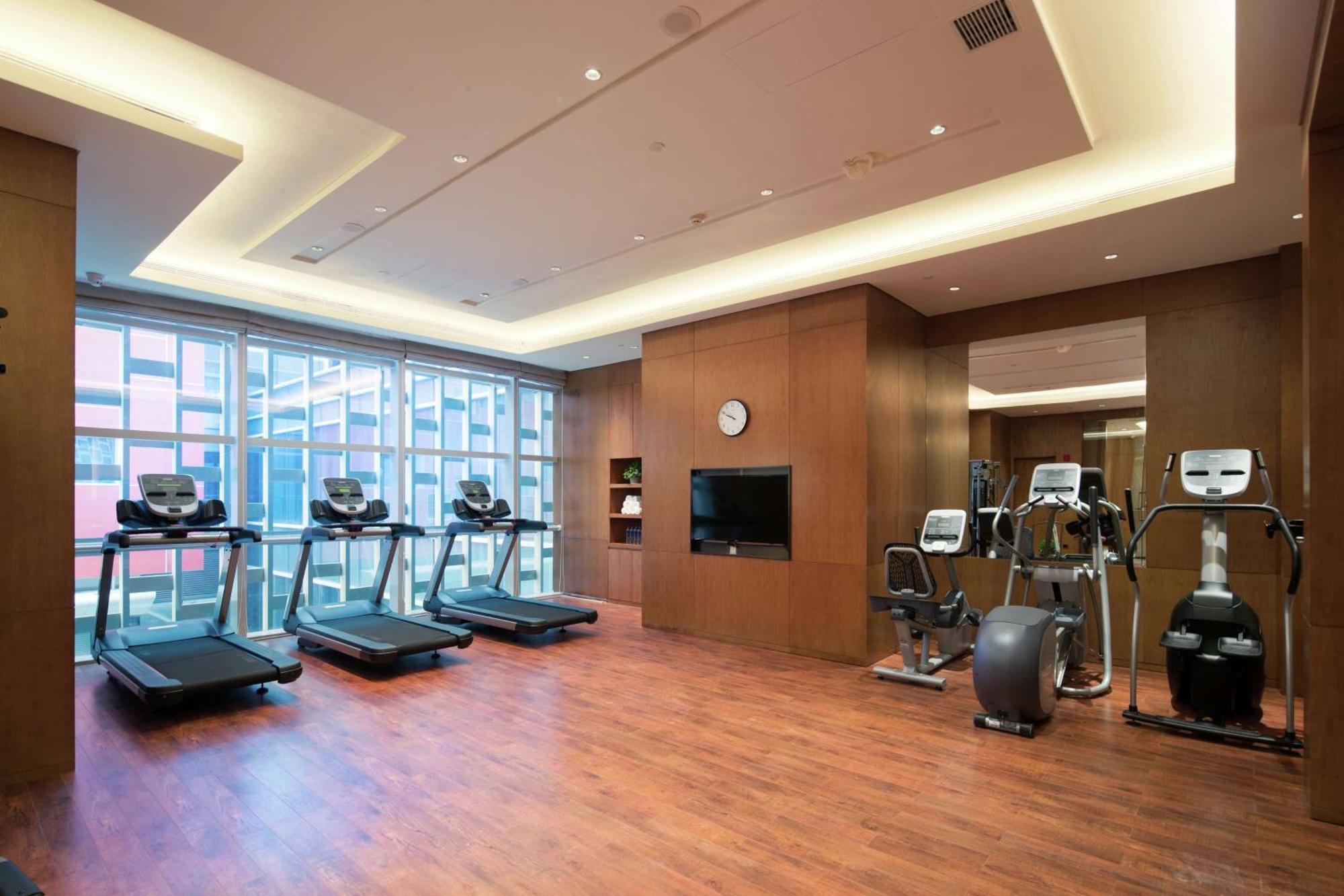 Hilton Garden Inn Zhuhai Hengqin Exterior photo