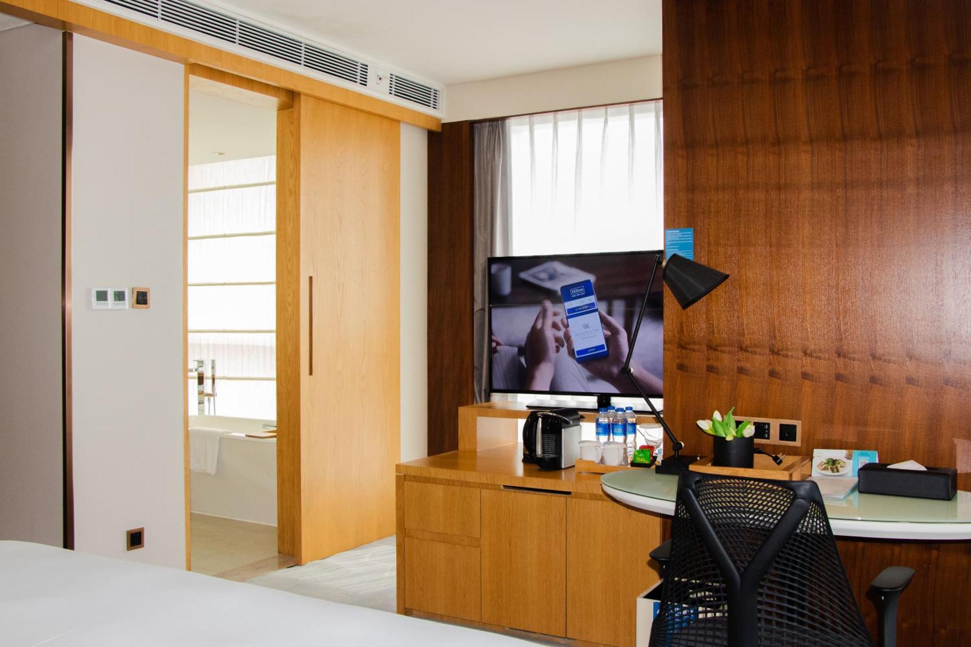 Hilton Garden Inn Zhuhai Hengqin Exterior photo